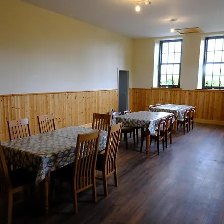 Bed & Breakfast Whiddy School House 2*