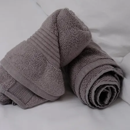 Bed & Breakfast Whiddy School House Tranaha