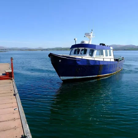 Bed & Breakfast Whiddy School House 2*