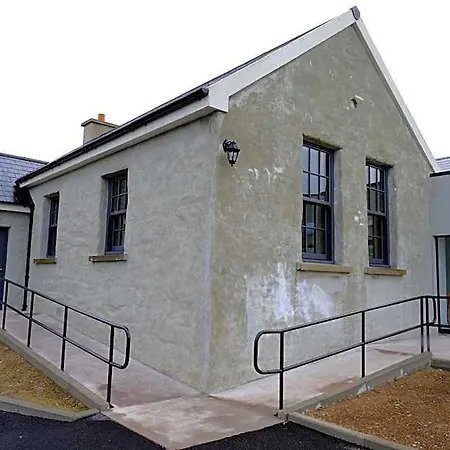Whiddy School House Panzió 2*